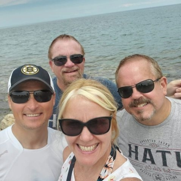 Meet your Posher, Joanne - Picture 1 of 1